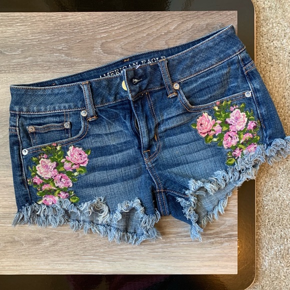 American Eagle Outfitters Pants - AEO Ladies 2 Floral Embroidered Denim Shorts
